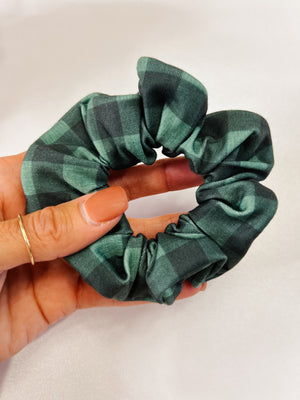 Holiday Scrunchies