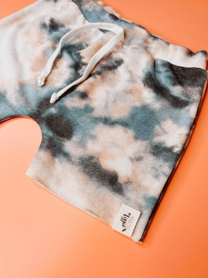 Shorts with drawstring