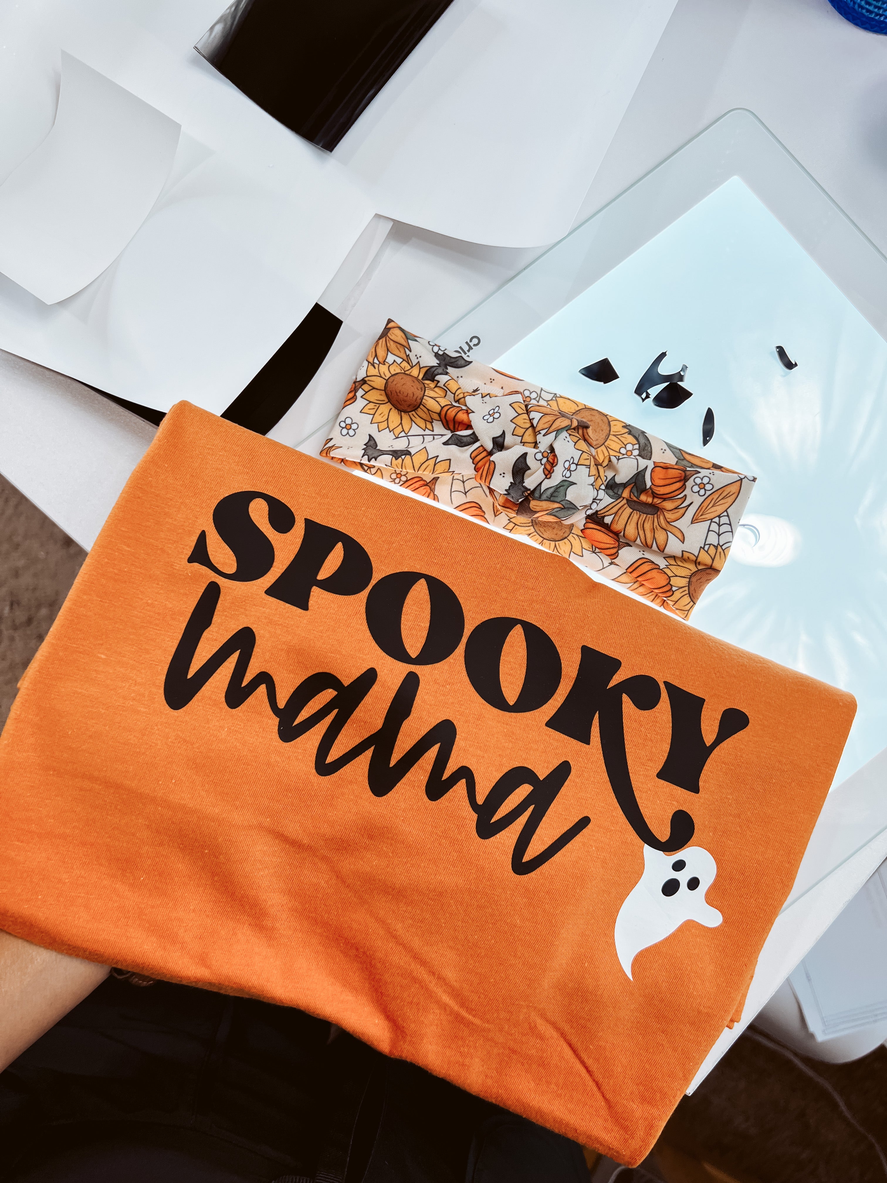 Spooky Mama Tee